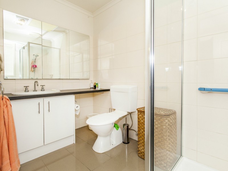 24 Summerhill Park Drive, Mooroolbark VIC 3138