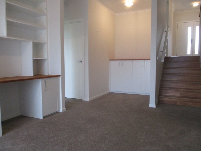 21 Regent Avenue, Mooroolbark VIC 3138