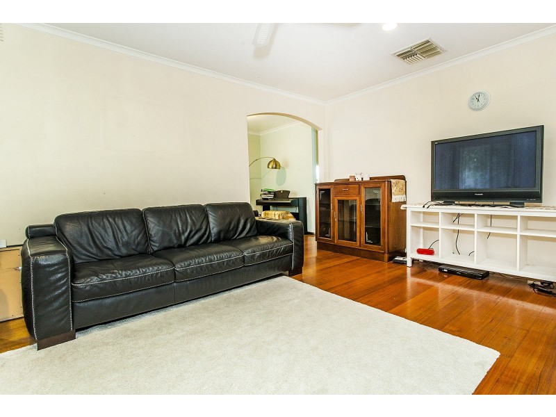 239 Manchester Road, Mooroolbark VIC 3138