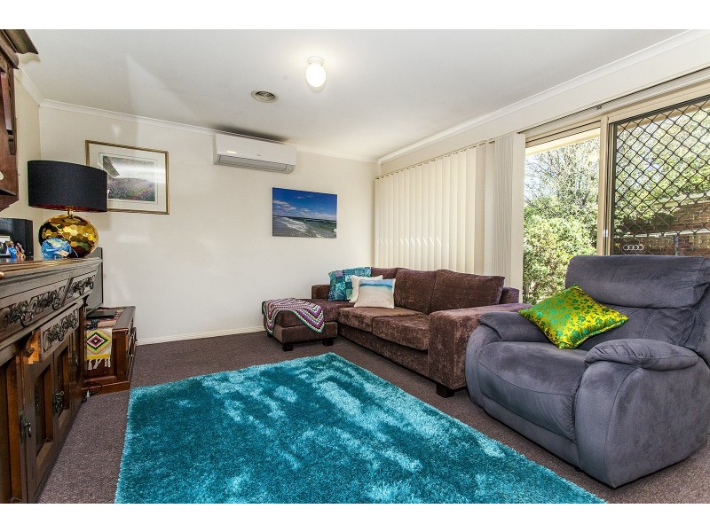 2/44 Geoffrey Drive, Kilsyth VIC 3137