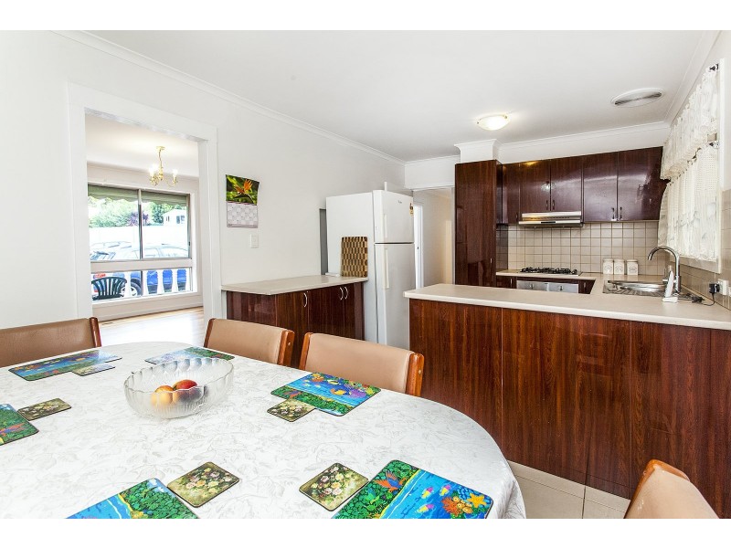 1D Dunrossil Drive, Kilsyth VIC 3137