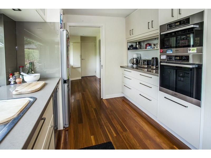 12 Smithacres Road, Montrose VIC 3765