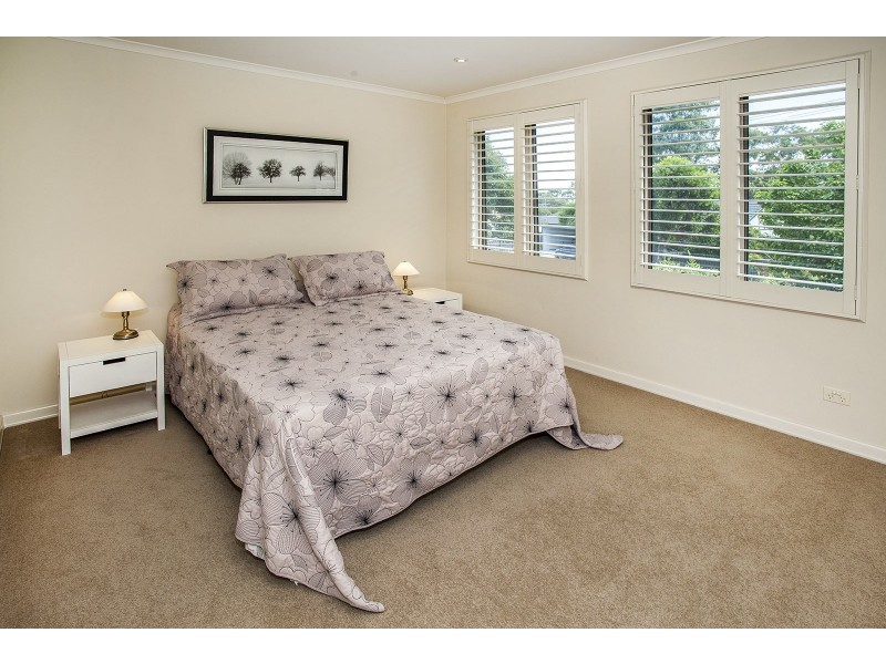 12 Smithacres Road, Montrose VIC 3765