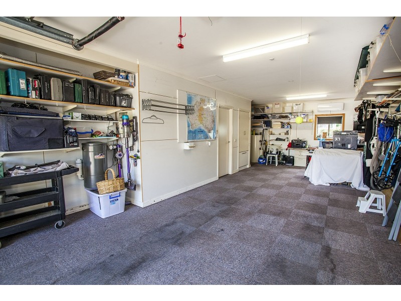 12 Smithacres Road, Montrose VIC 3765