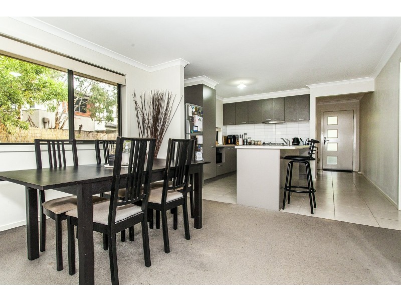 49 Spriggs Drive, Croydon VIC 3136