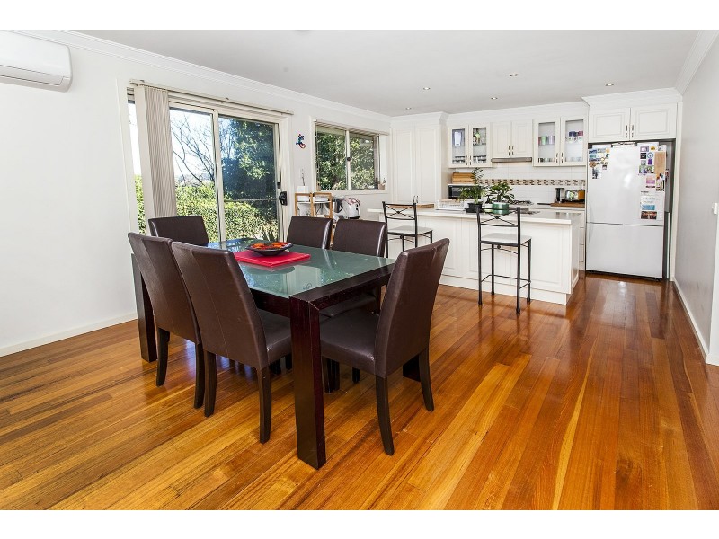 2/15 Krowera Street, Mooroolbark VIC 3138