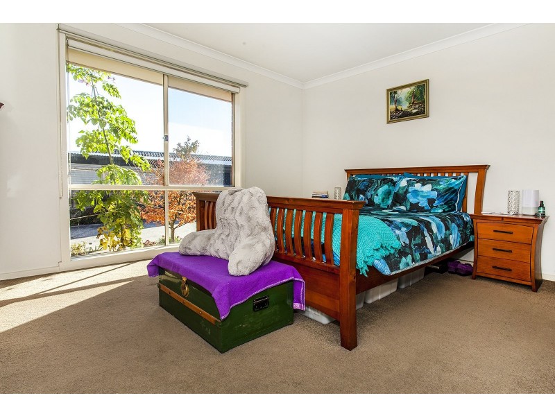 2/15 Krowera Street, Mooroolbark VIC 3138