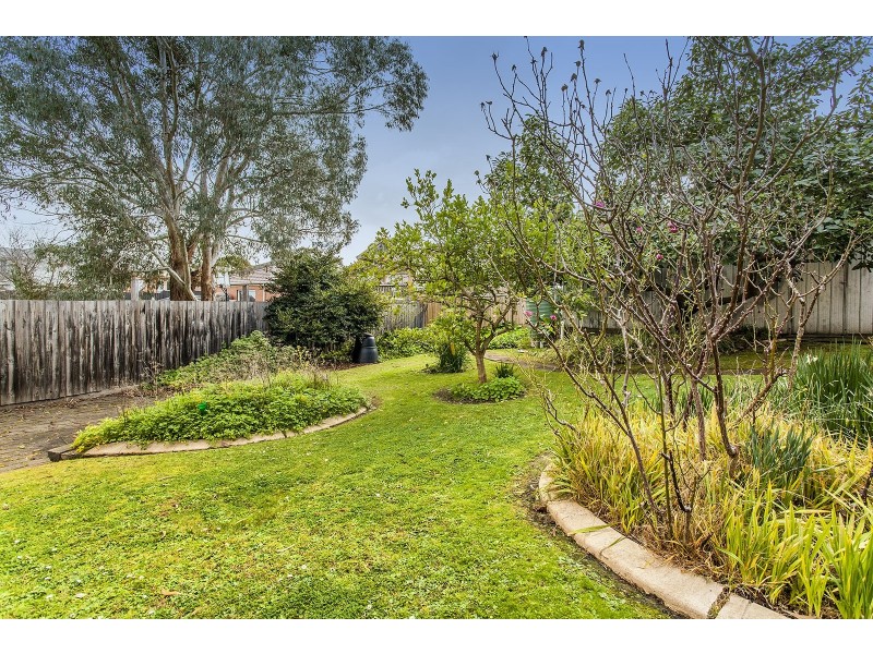 27 Wetherby Road, Doncaster VIC 3108