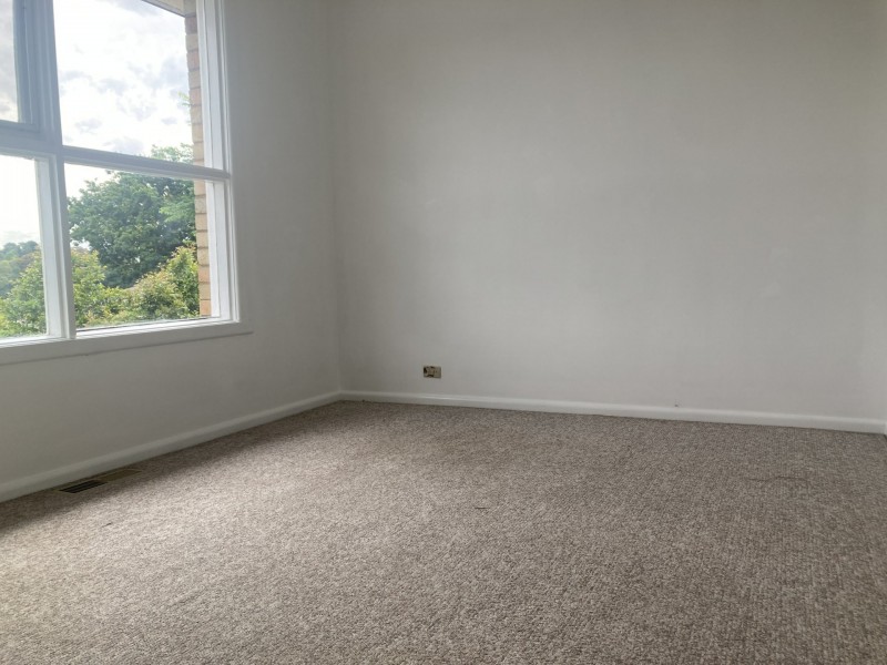 10 Masefield Avenue, Mooroolbark VIC 3138