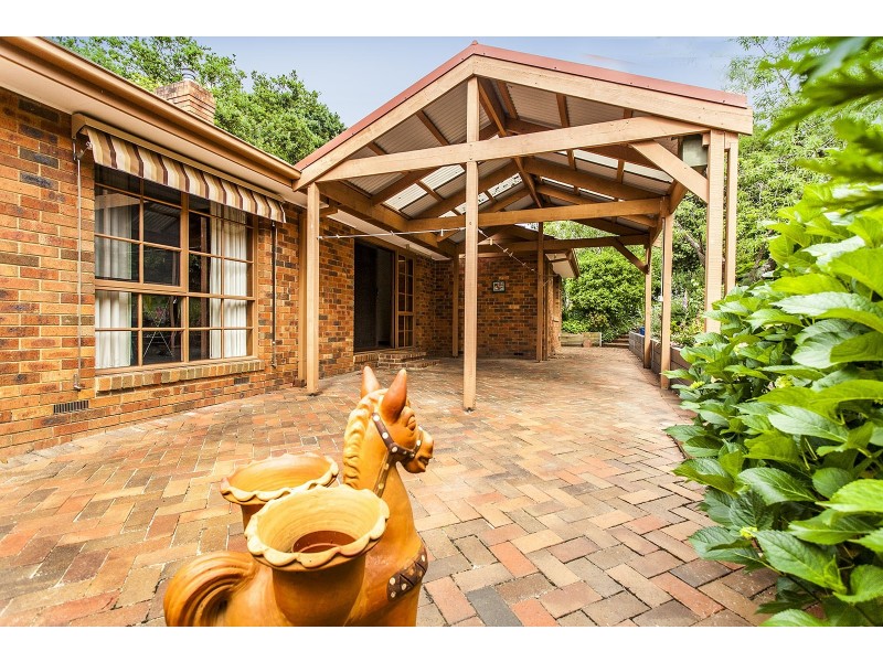 141 Pembroke Road, Mooroolbark VIC 3138