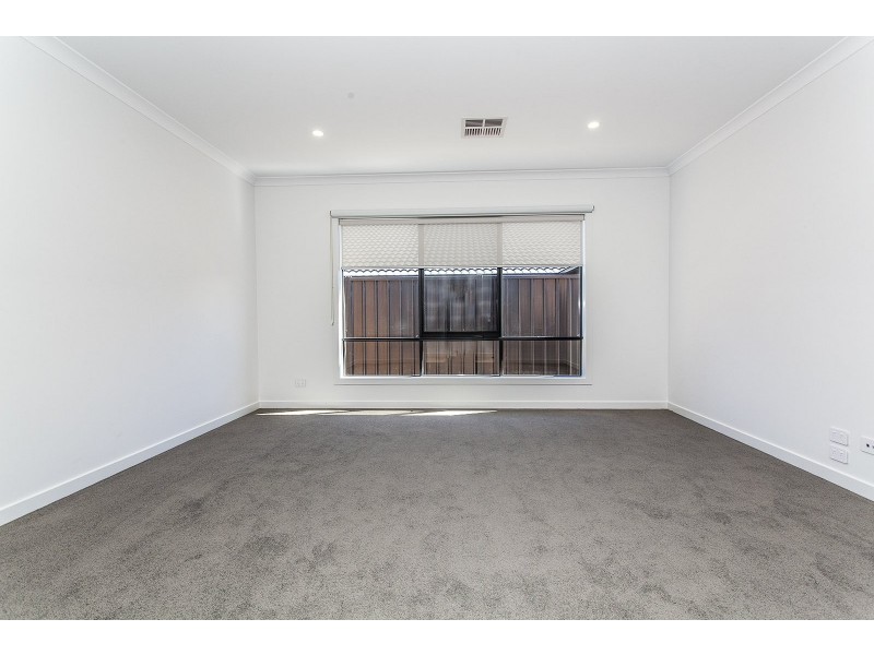 10 Wynnlea Place, Lilydale VIC 3140