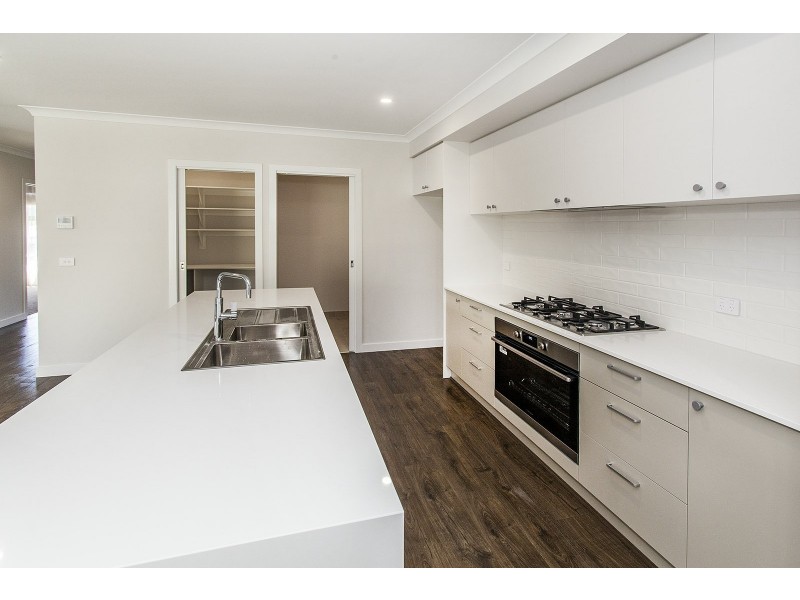 8 Wynnlea Place, Lilydale VIC 3140