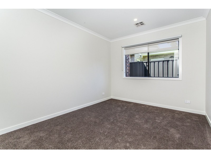 8 Wynnlea Place, Lilydale VIC 3140