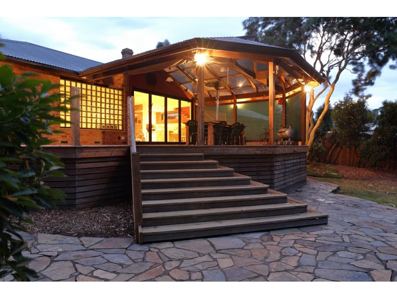 13 Lawson Road, Mooroolbark VIC 3138