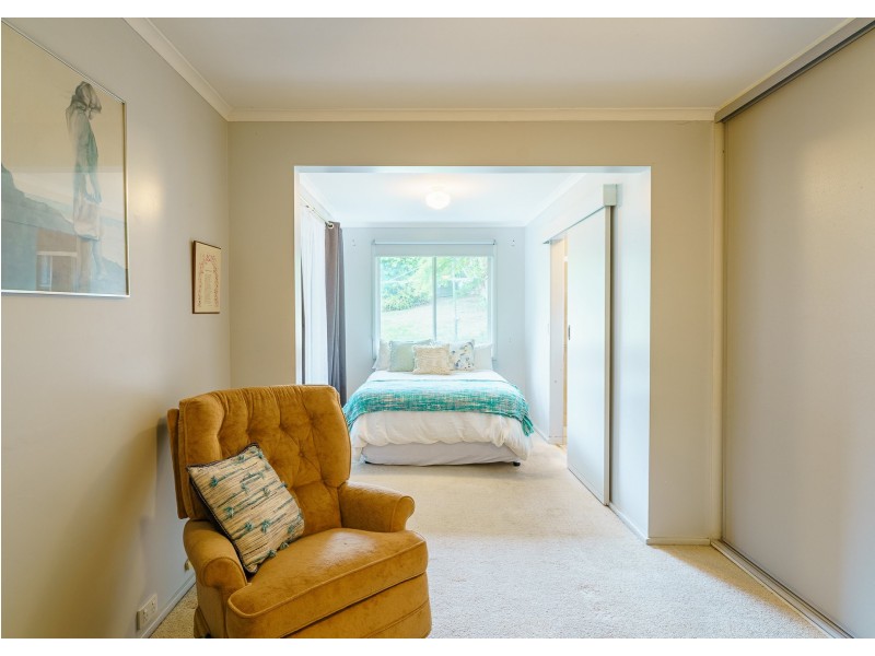 13 Carolanne Court, Mooroolbark VIC 3138