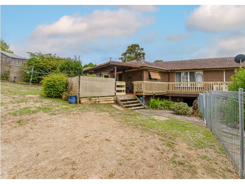 13 Carolanne Court, Mooroolbark VIC 3138