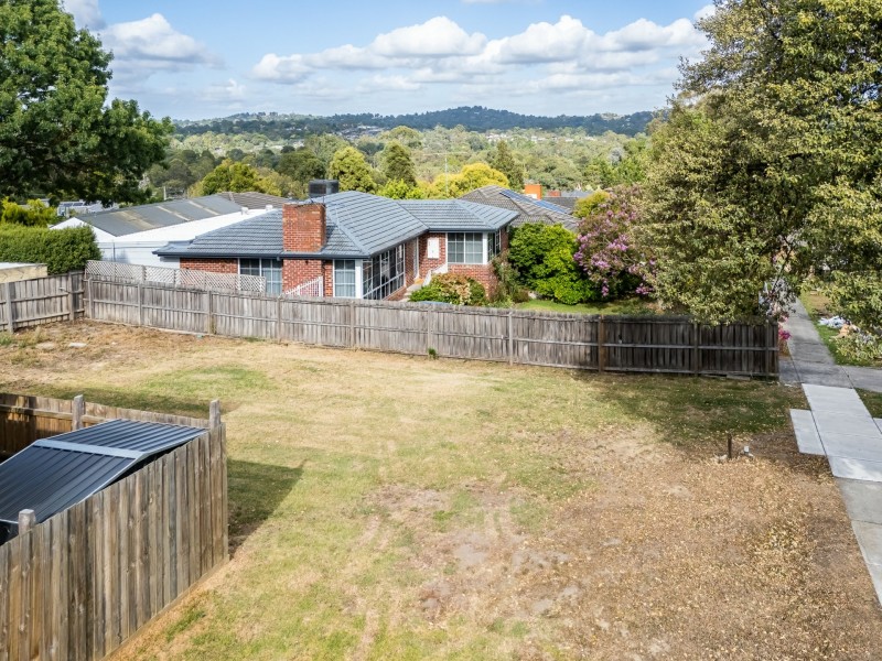 3 Shirley Street, Mooroolbark VIC 3138