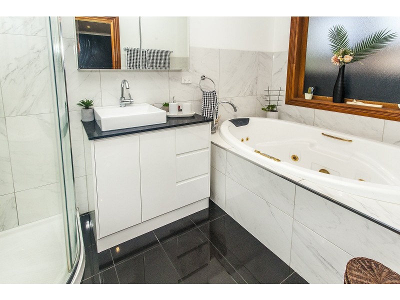 12 Fern Street, The Basin VIC 3154