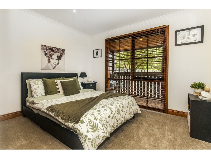 12 Fern Street, The Basin VIC 3154
