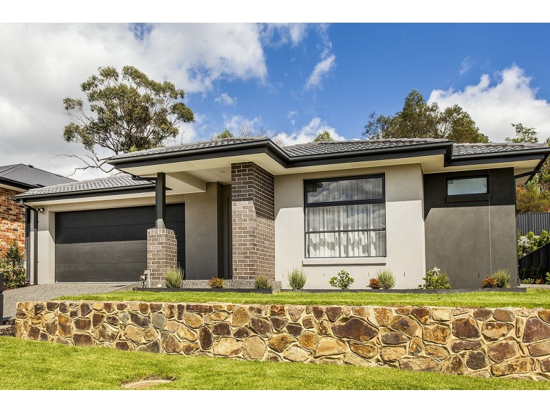 12 Wynnlea Place, Lilydale VIC 3140
