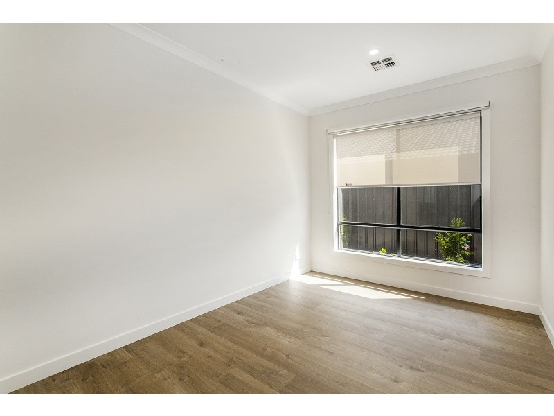 12 Wynnlea Place, Lilydale VIC 3140