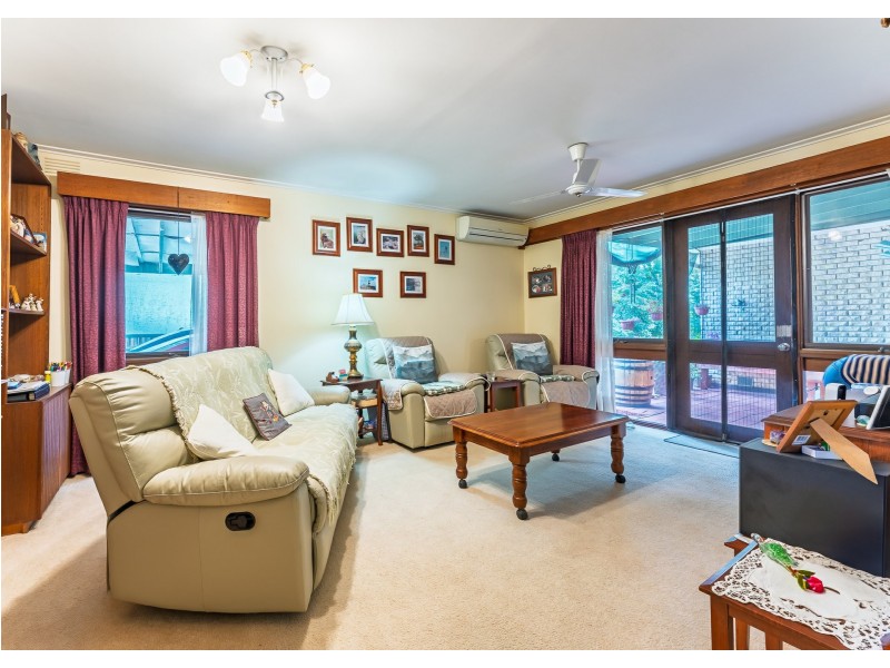 1 Brenda Court, Croydon VIC 3136