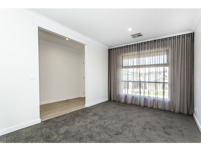 18 Wynnlea Place, Lilydale VIC 3140