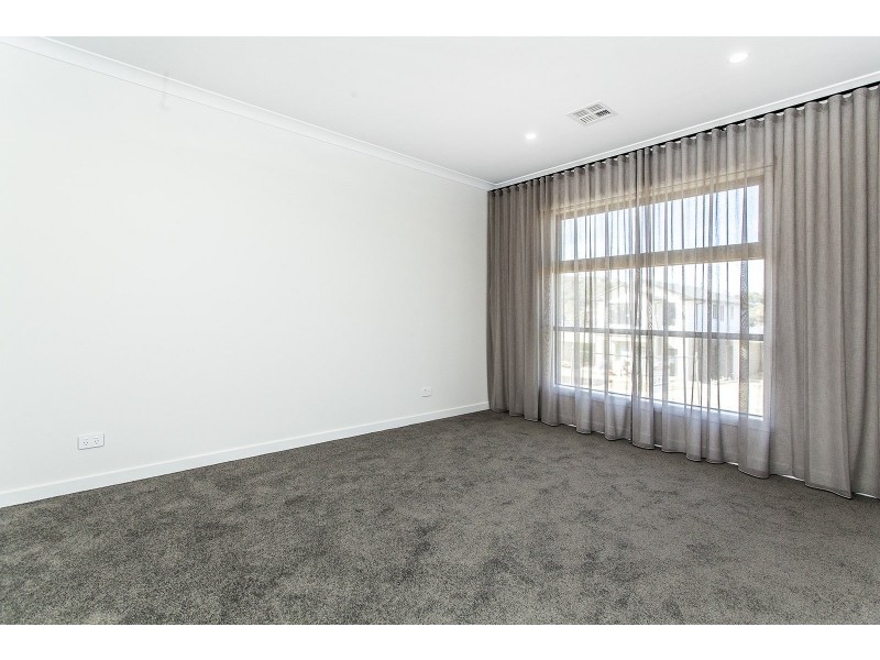 18 Wynnlea Place, Lilydale VIC 3140