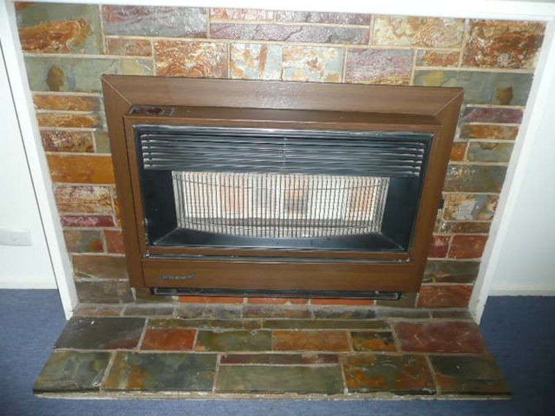 74 Sellick Drive, Croydon South VIC 3136