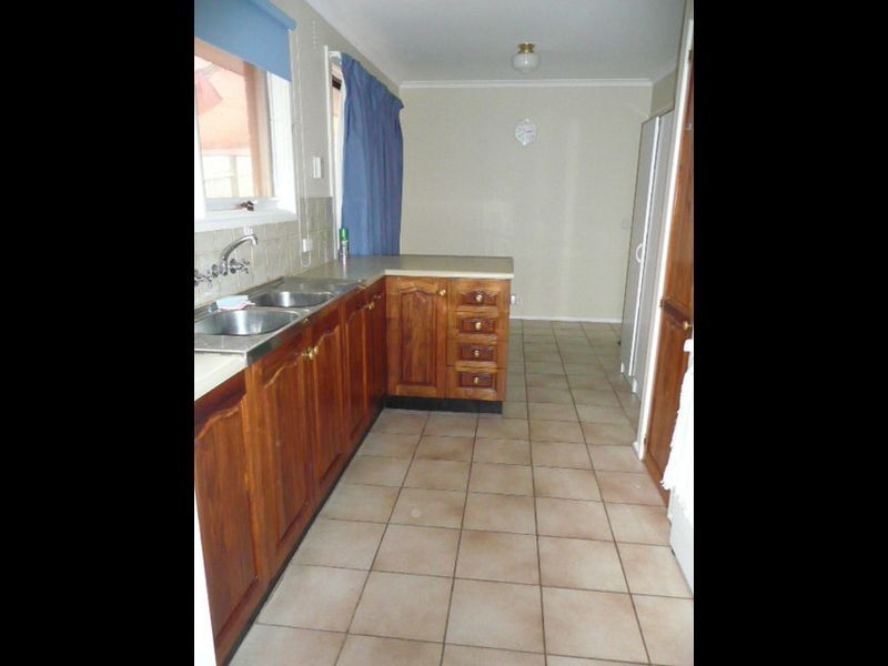 31 Eastwood Crescent, Mooroolbark VIC 3138