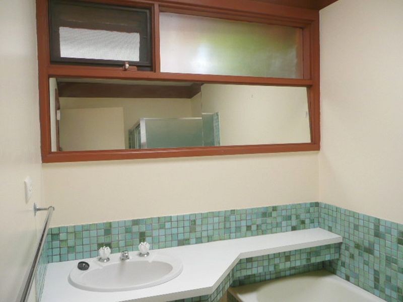 8 Moana Drive, Mooroolbark VIC 3138