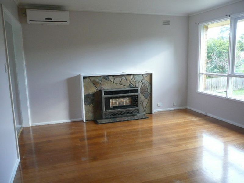 19 Andrew Street, Mooroolbark VIC 3138