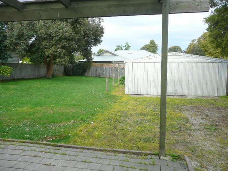 19 Andrew Street, Mooroolbark VIC 3138
