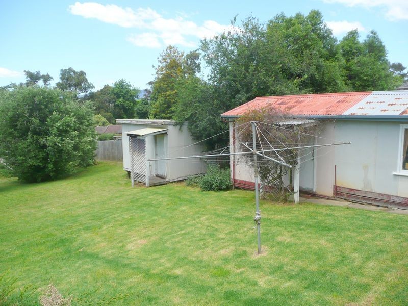 12 Humber Road, Croydon VIC 3136