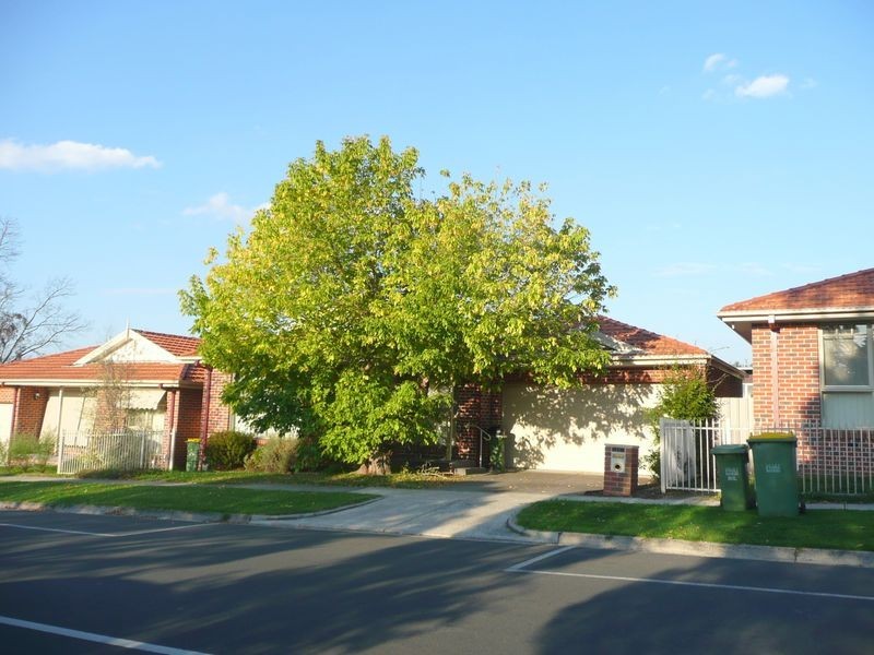 11 Bathurst Street, Mooroolbark VIC 3138