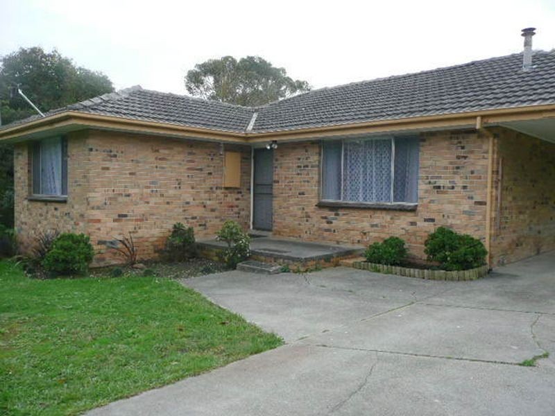 34 Blackburn Road, Mooroolbark VIC 3138