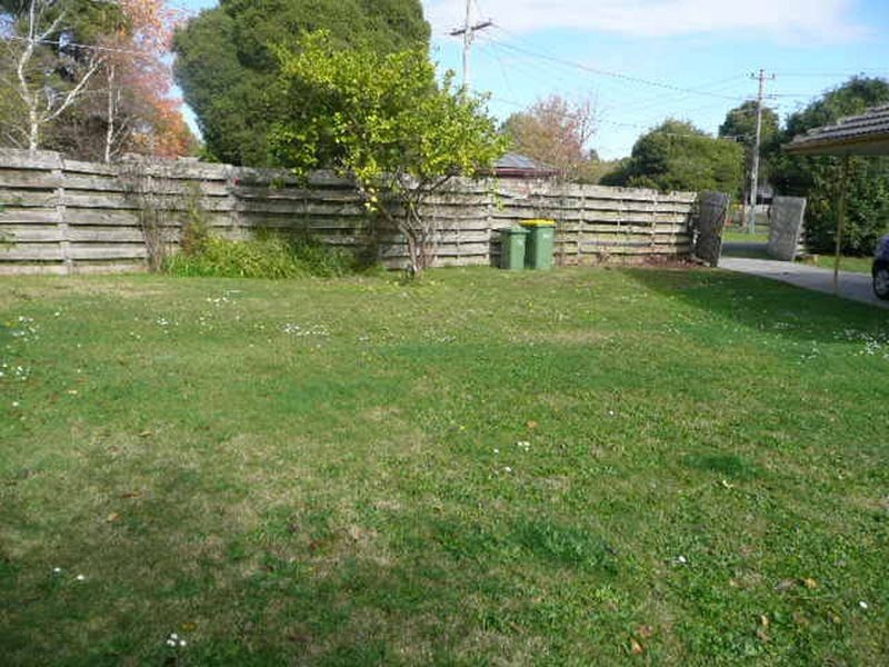 34 Blackburn Road, Mooroolbark VIC 3138