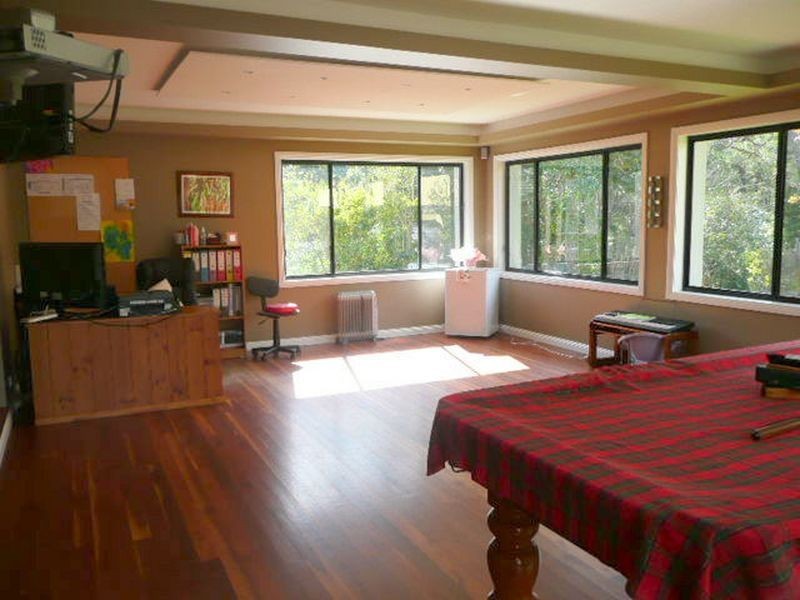 24 Mountain Drive, Mooroolbark VIC 3138