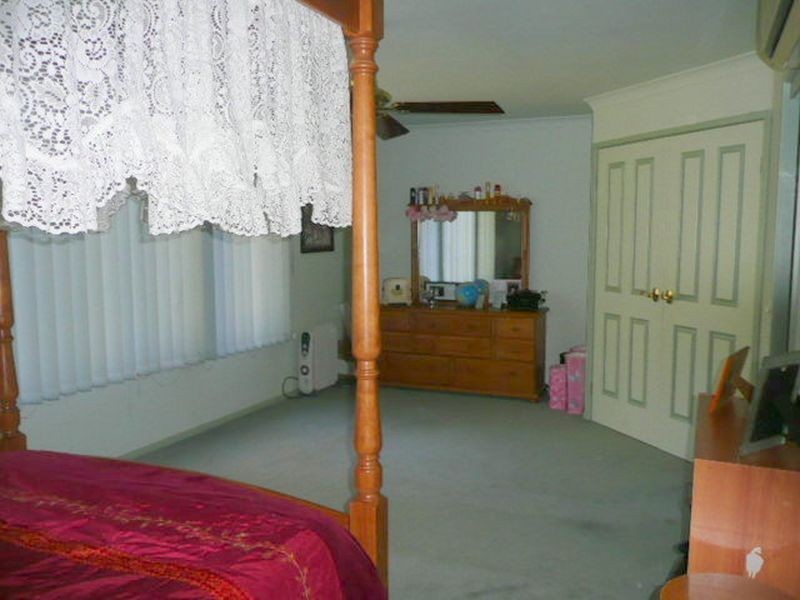 24 Mountain Drive, Mooroolbark VIC 3138