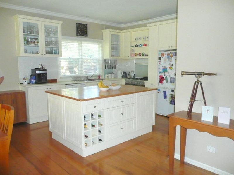 10 Walker Road, Montrose VIC 3765