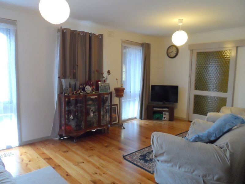 17 Coolaroo Court, Mooroolbark VIC 3138