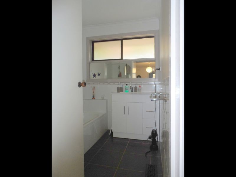 17 Coolaroo Court, Mooroolbark VIC 3138