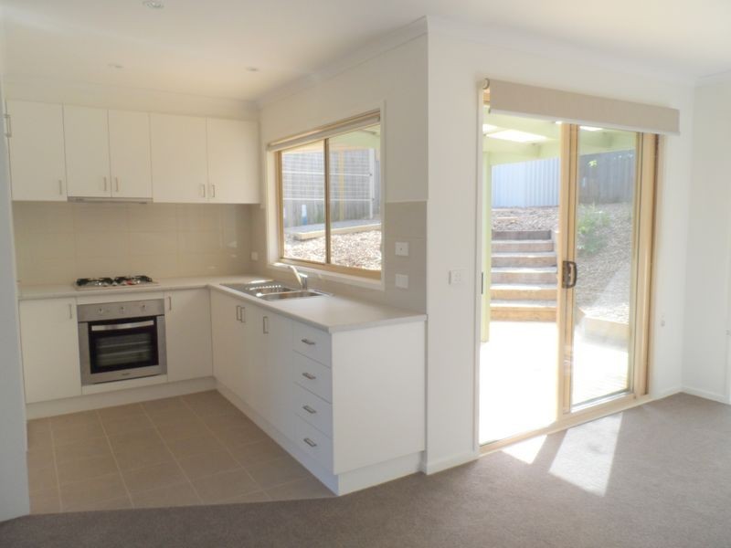 48 Sugarloaf Drive, Chirnside Park VIC 3116