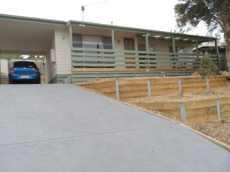 48 Sugarloaf Drive, Chirnside Park VIC 3116
