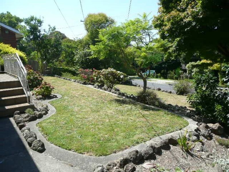 85 Winyard Drive, Mooroolbark VIC 3138