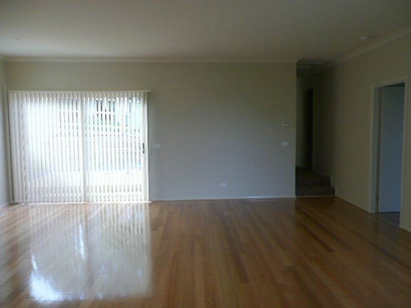 2/29 Taylor Road, Mooroolbark VIC 3138