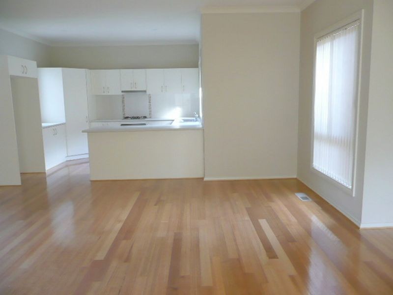 2/29 Taylor Road, Mooroolbark VIC 3138