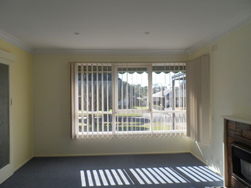 74 Sellick Drive, Croydon VIC 3136