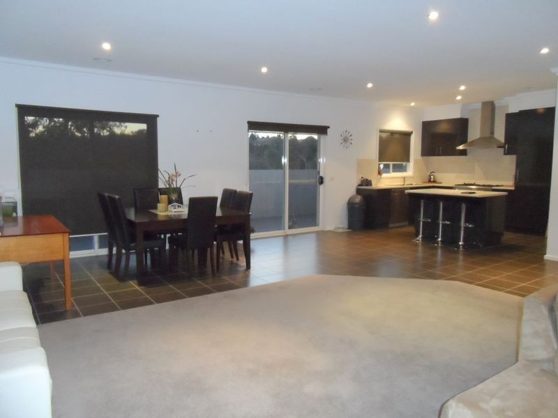 2/47A Carronvale Road, Mooroolbark VIC 3138