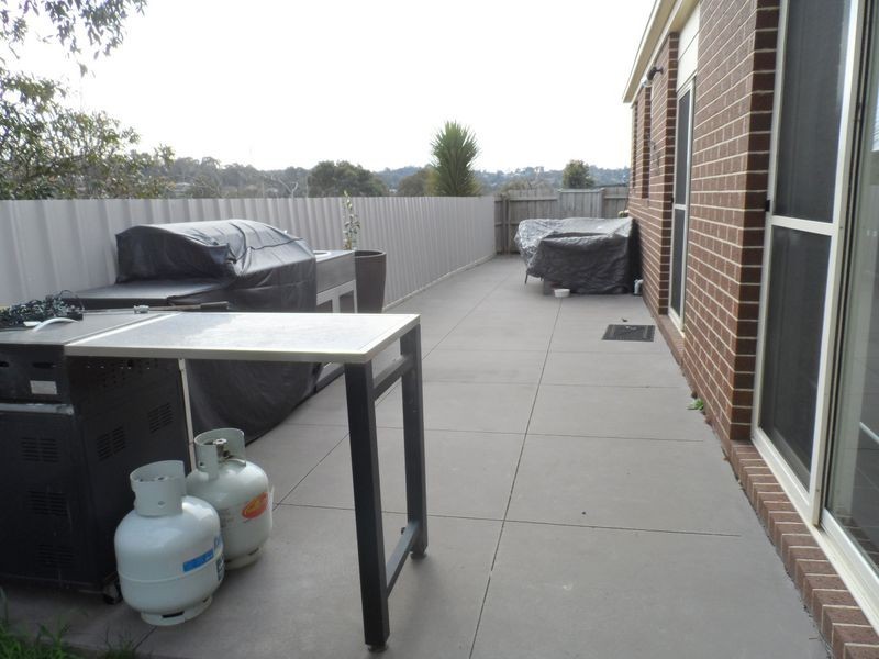 2/47A Carronvale Road, Mooroolbark VIC 3138